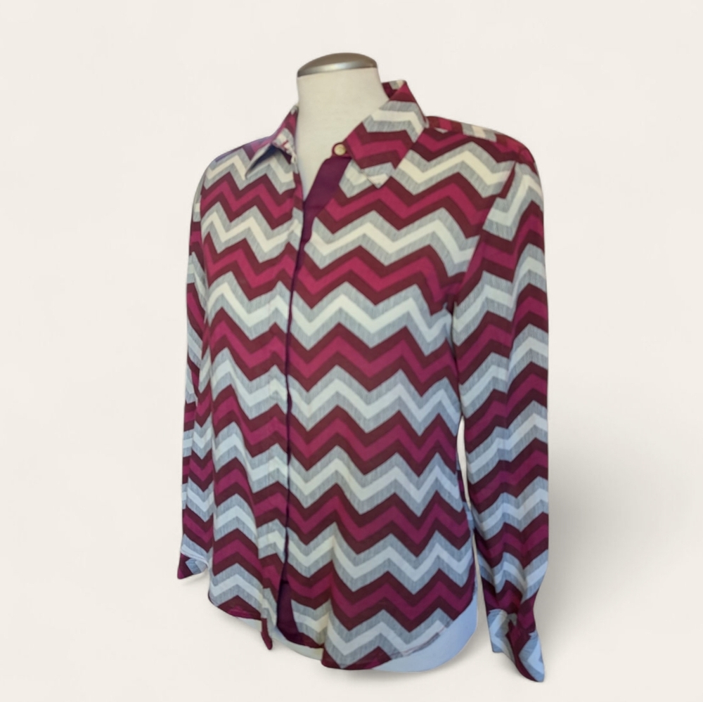 Foxcroft Women's Button Down Shirt Blouse Geometric Print Size 10 Maroon & Gray
